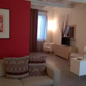 Agora Residenza Apartahotel