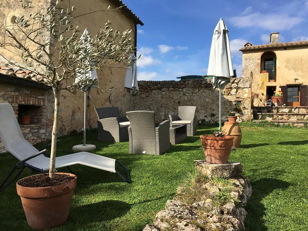 La Canonica Di San Michele Monteriggioni Bed and breakfast