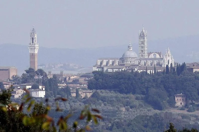 La Canonica Di San Michele Monteriggioni 2*,  Italia