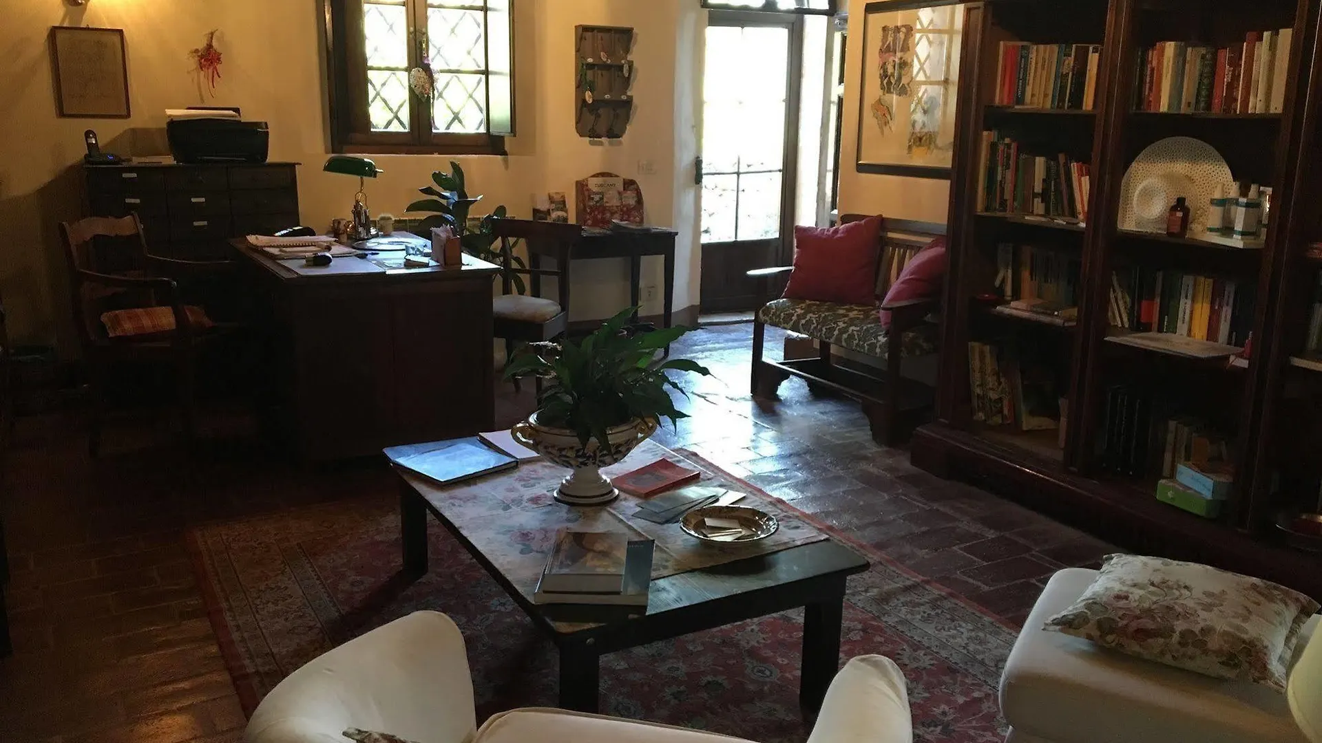 La Canonica Di San Michele Monteriggioni Bed and breakfast