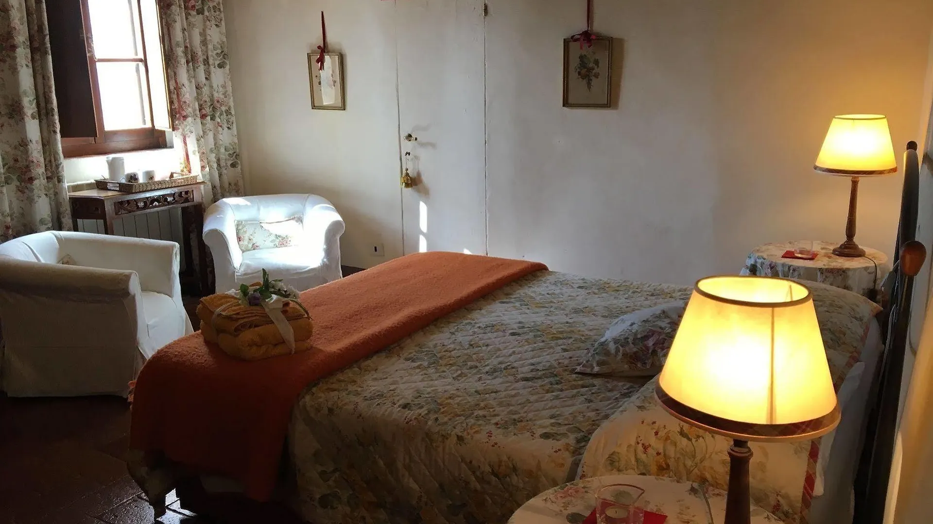 La Canonica Di San Michele Monteriggioni Italia
