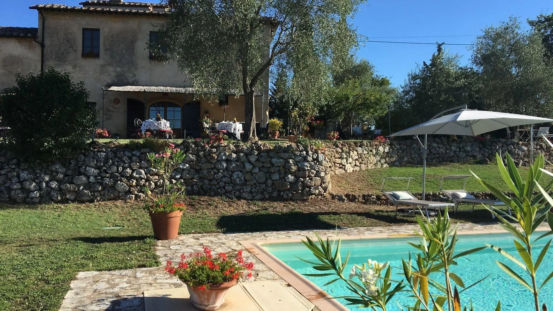 ** Bed and breakfast La Canonica Di San Michele Monteriggioni Italia