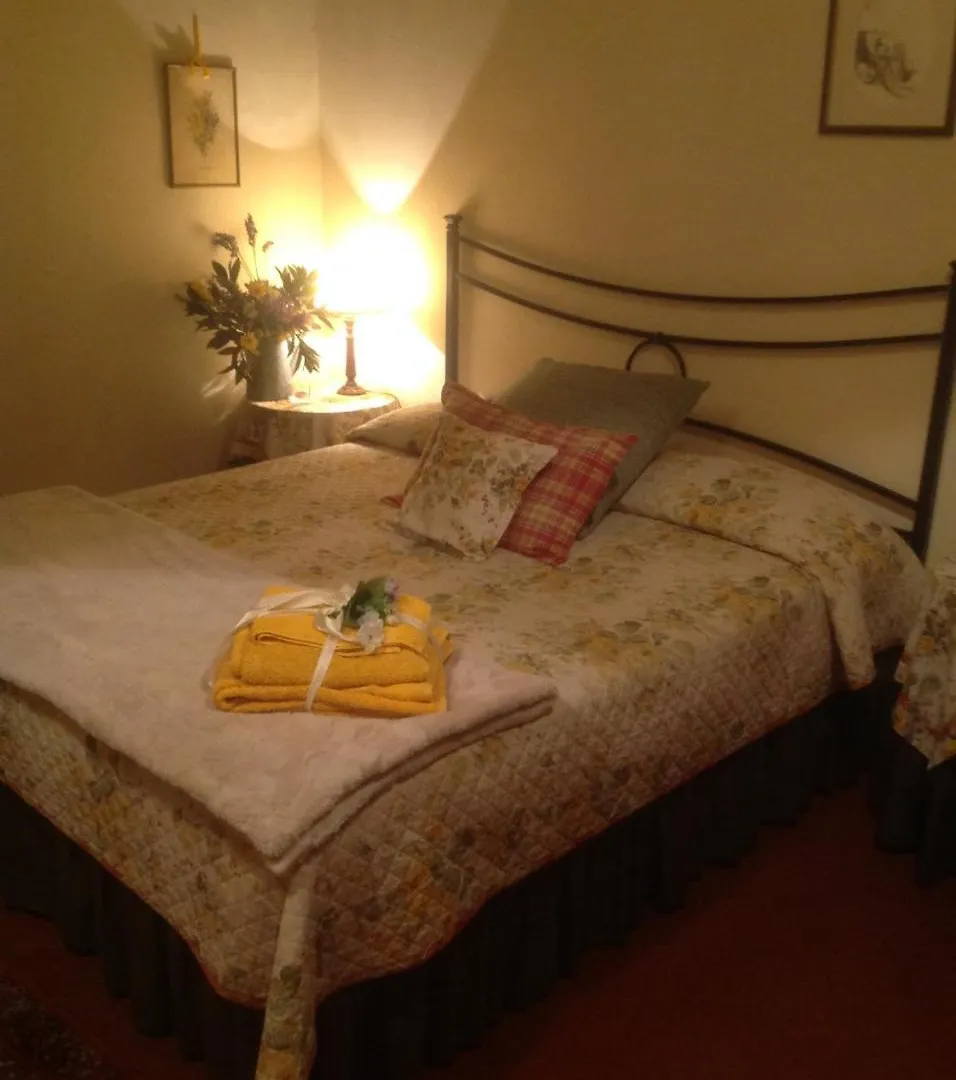 La Canonica Di San Michele Monteriggioni Bed and breakfast