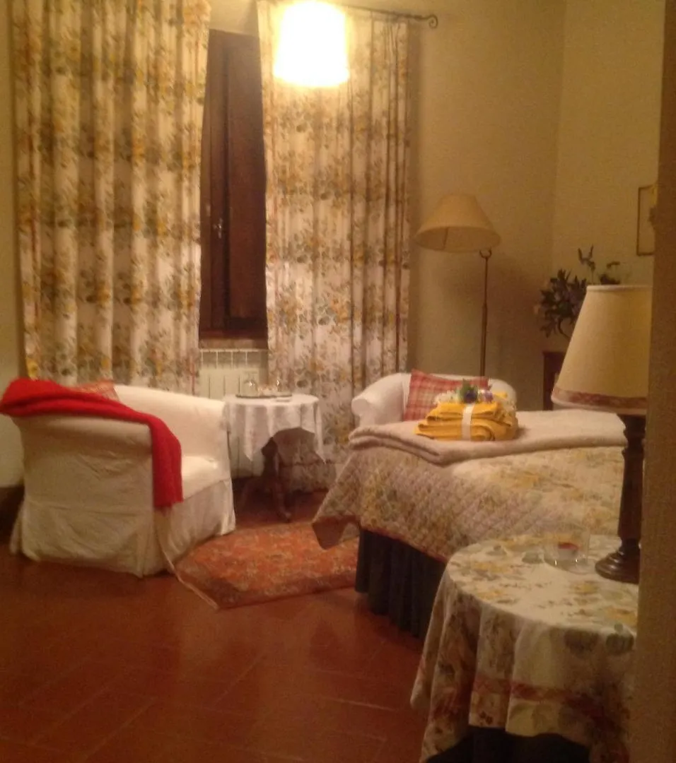 Bed and breakfast La Canonica Di San Michele Monteriggioni