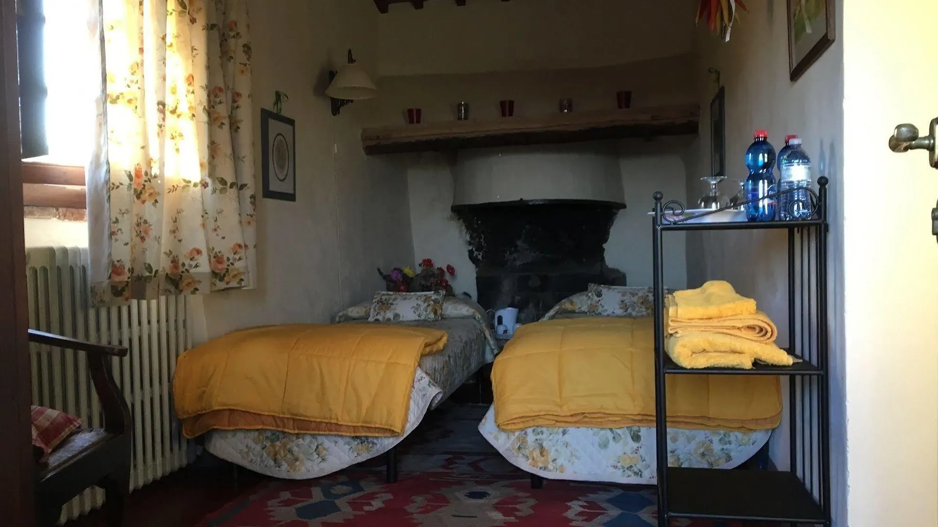 Bed & Breakfast La Canonica Di San Michele Monteriggioni